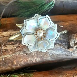 Vintage enameled flower brooch